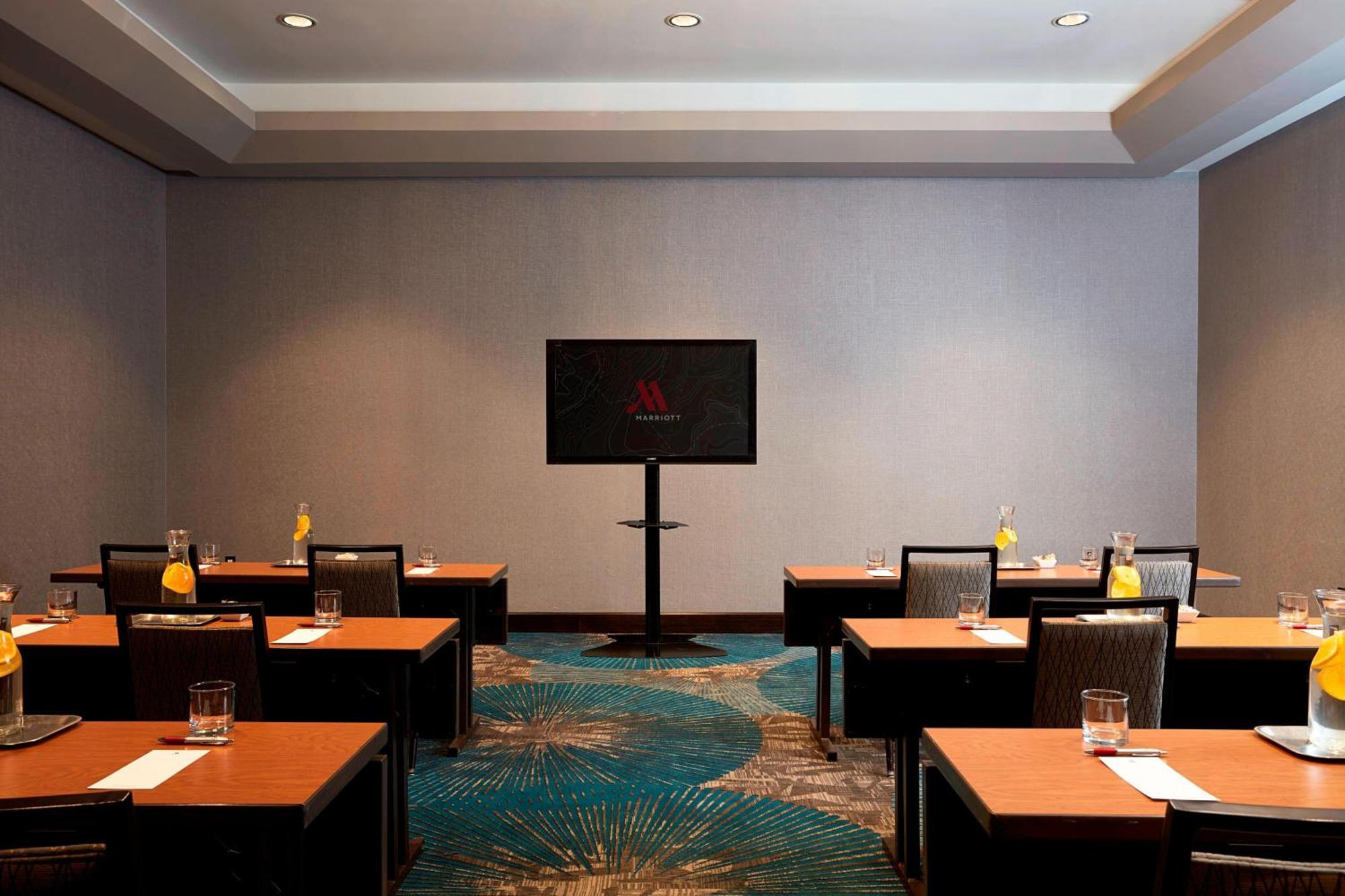 Hotel Crystal Gateway Marriott à Arlington Extérieur photo