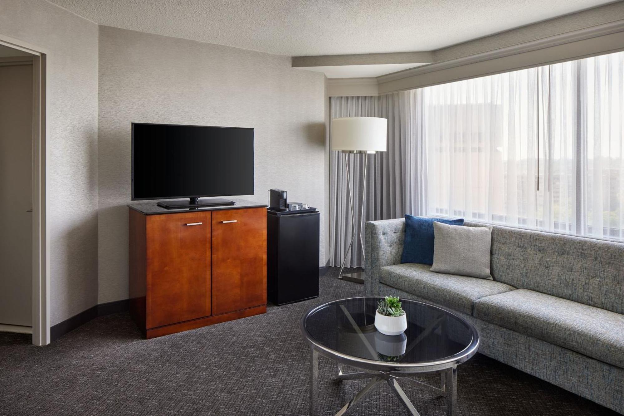 Hotel Crystal Gateway Marriott à Arlington Extérieur photo